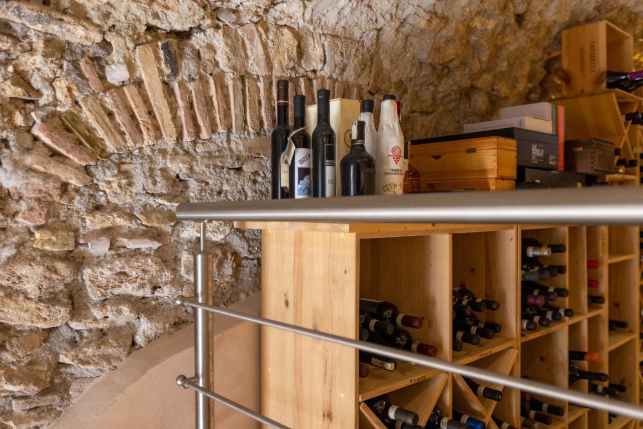 Casa Orsini, B&B And Winery Monterotondo  Kültér fotó