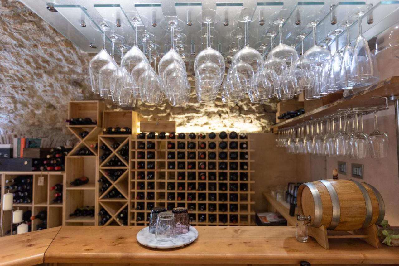 Casa Orsini, B&B And Winery Monterotondo  Kültér fotó